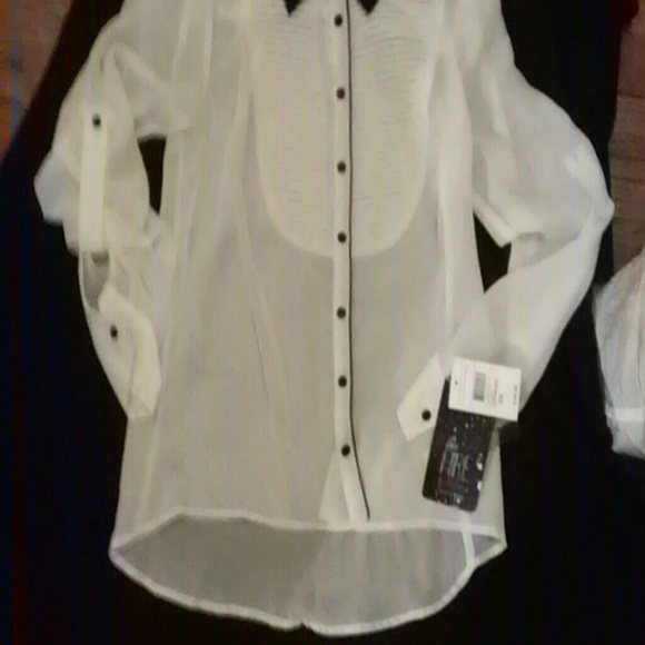 Top - Picture 3 of 3